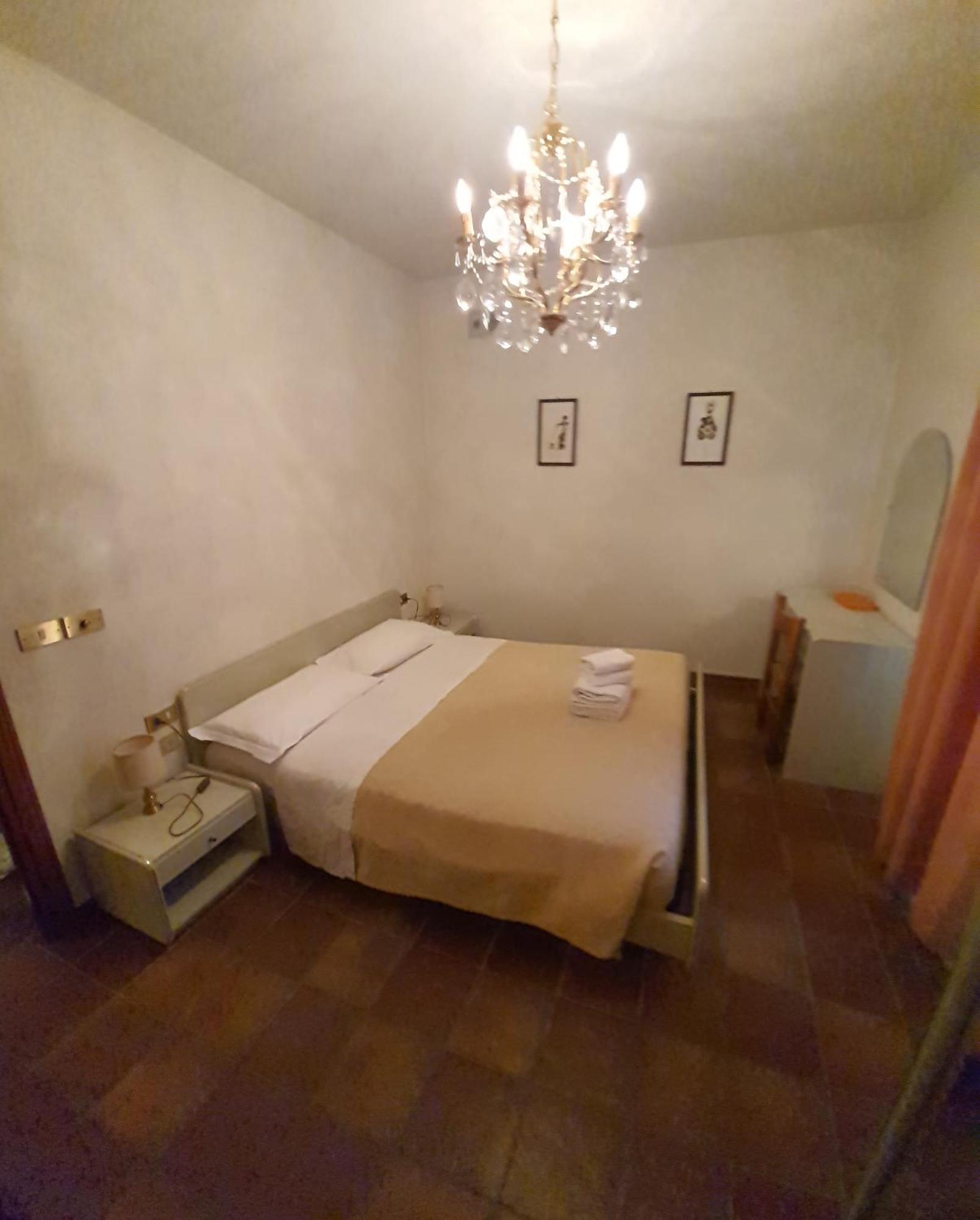 La Grotta San Michele Hotel Montevettolini Exterior foto
